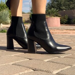 Black heeled boots size 7 brand Steve Madden